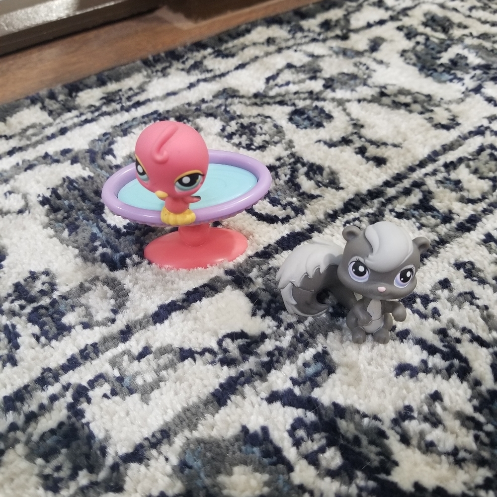 Littlest Pet Shop Bird and Squirrel 2 Pet Set